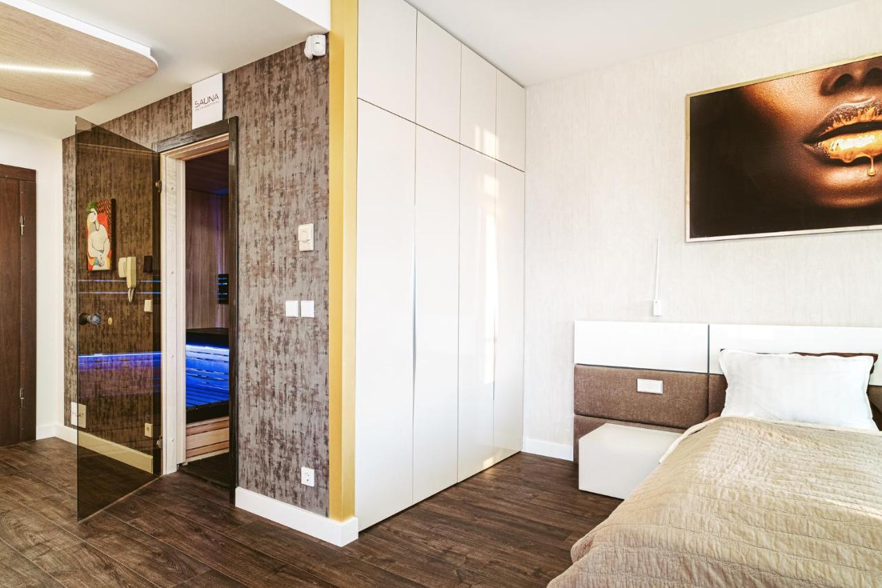 Sky Flat Jacuzzi 27 Floor Daire Klaipėda Dış mekan fotoğraf