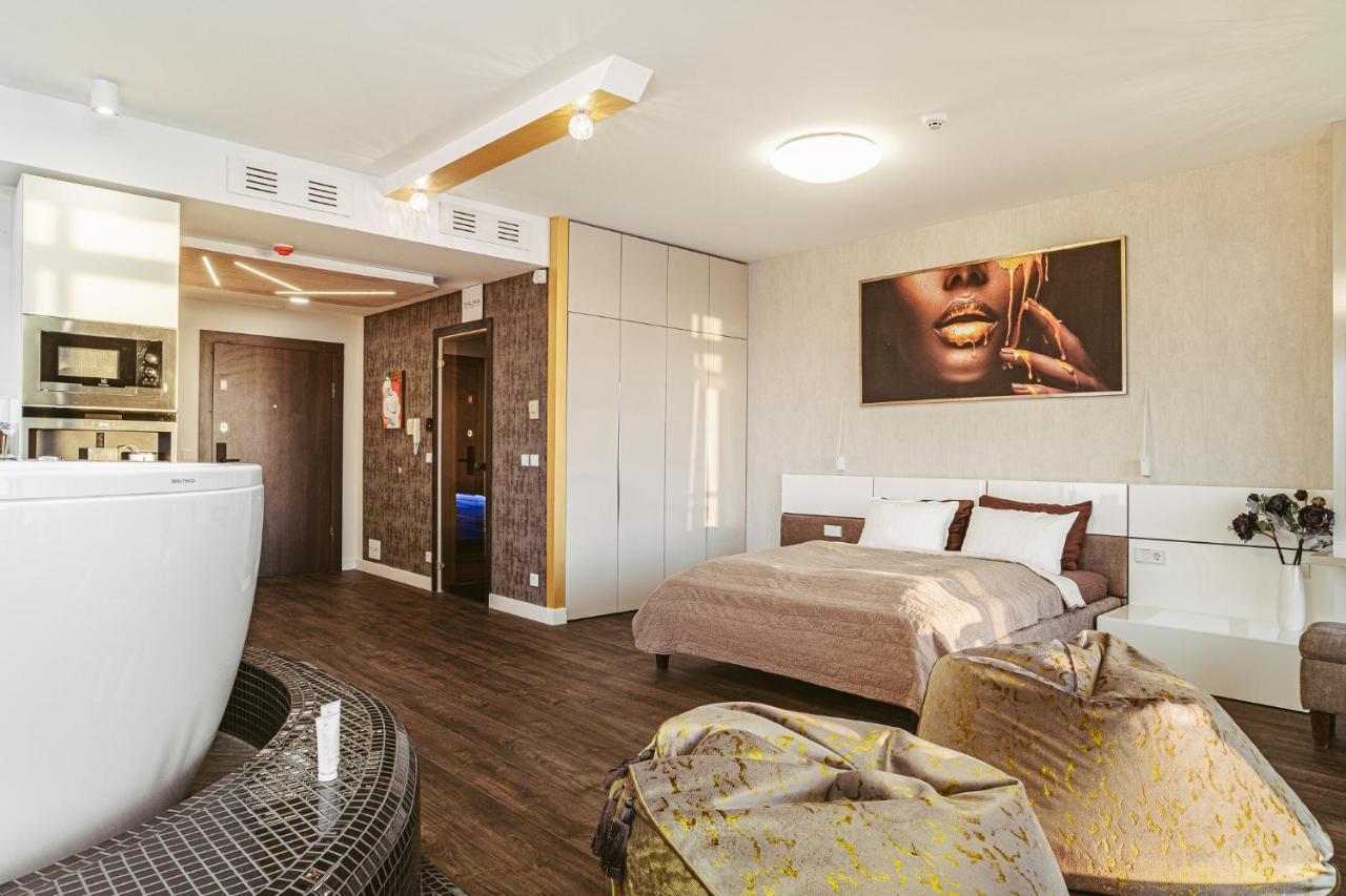 Sky Flat Jacuzzi 27 Floor Daire Klaipėda Dış mekan fotoğraf
