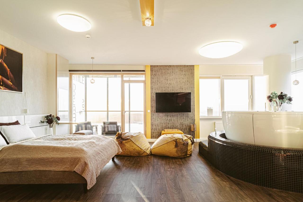 Sky Flat Jacuzzi 27 Floor Daire Klaipėda Dış mekan fotoğraf